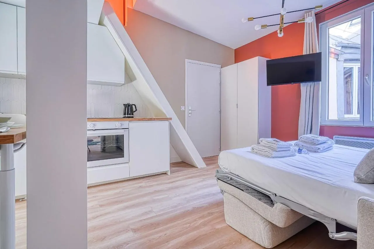 Beautiful Apartment For 4 People In The Heart Of Le Marais Paris 0*,