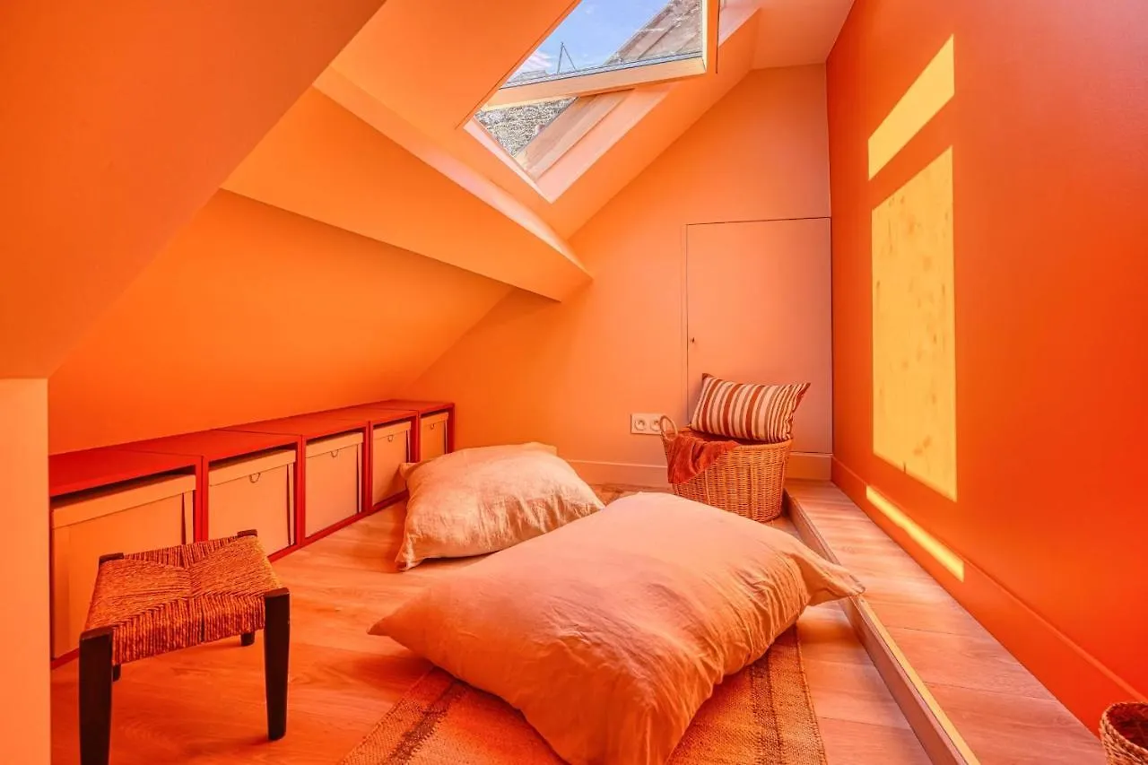 Beautiful Apartment For 4 People In The Heart Of Le Marais Paris 0*,  France